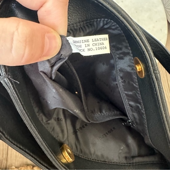 Apostrophe Genuine Leather black Shoulder Bag purse - Picture 12 of 15